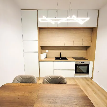 Apartment We Love Tirana Blloku Central 2Br Apartment