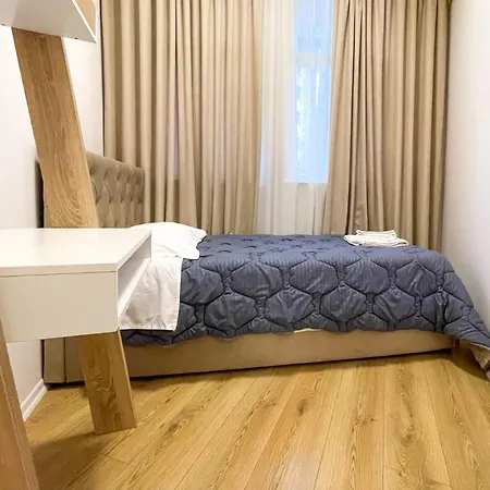 Апартаменты Urban Nest On Boulevard *