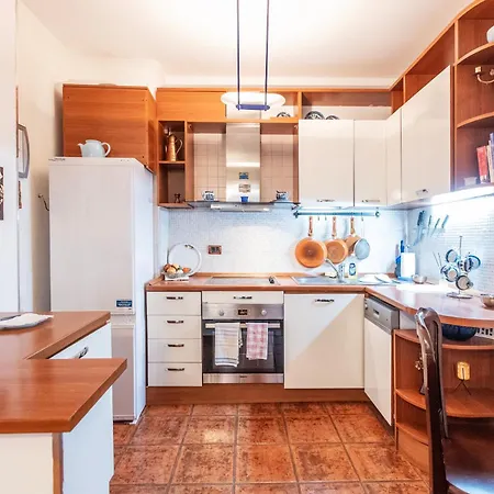 We Blloku 2br Tirana