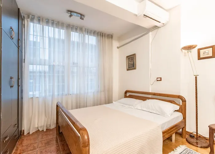 We Blloku 2br Tirana