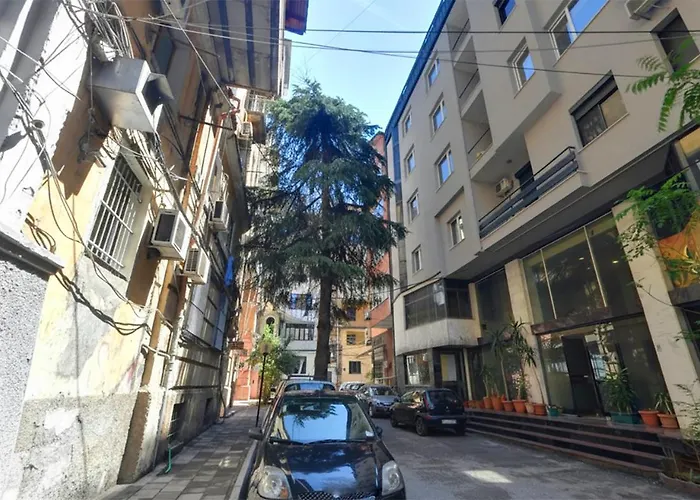 We Blloku 2br Apartman Tirana